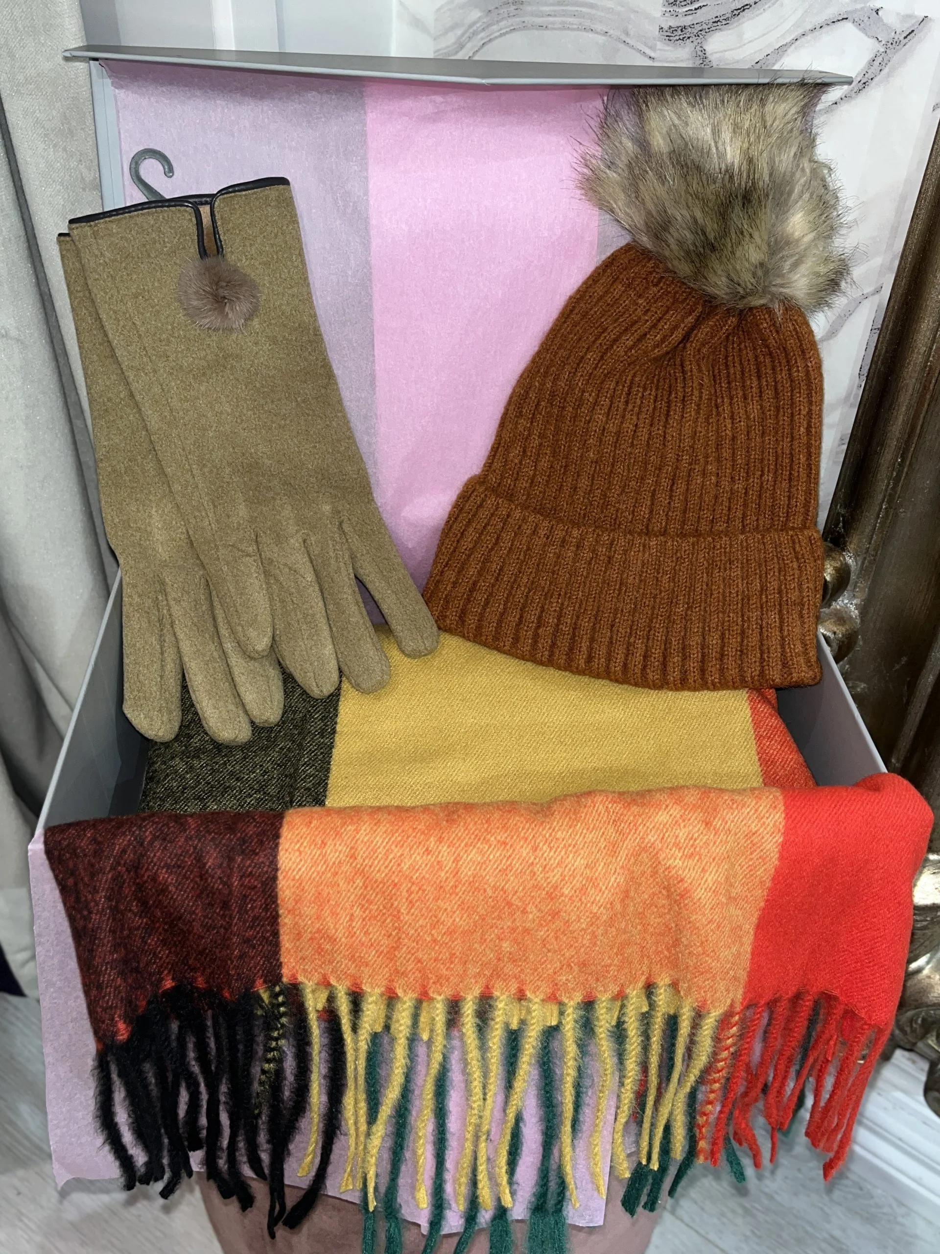 Gift Set - Hat, Scarf & Gloves